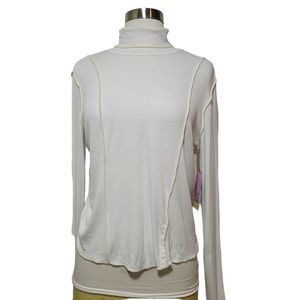 NWT Wild Fable White Seamed Ribbed Turtle Neck Long Sleeve Top Size Large